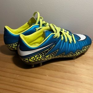 Nike Hypervenom Cleats - Womens